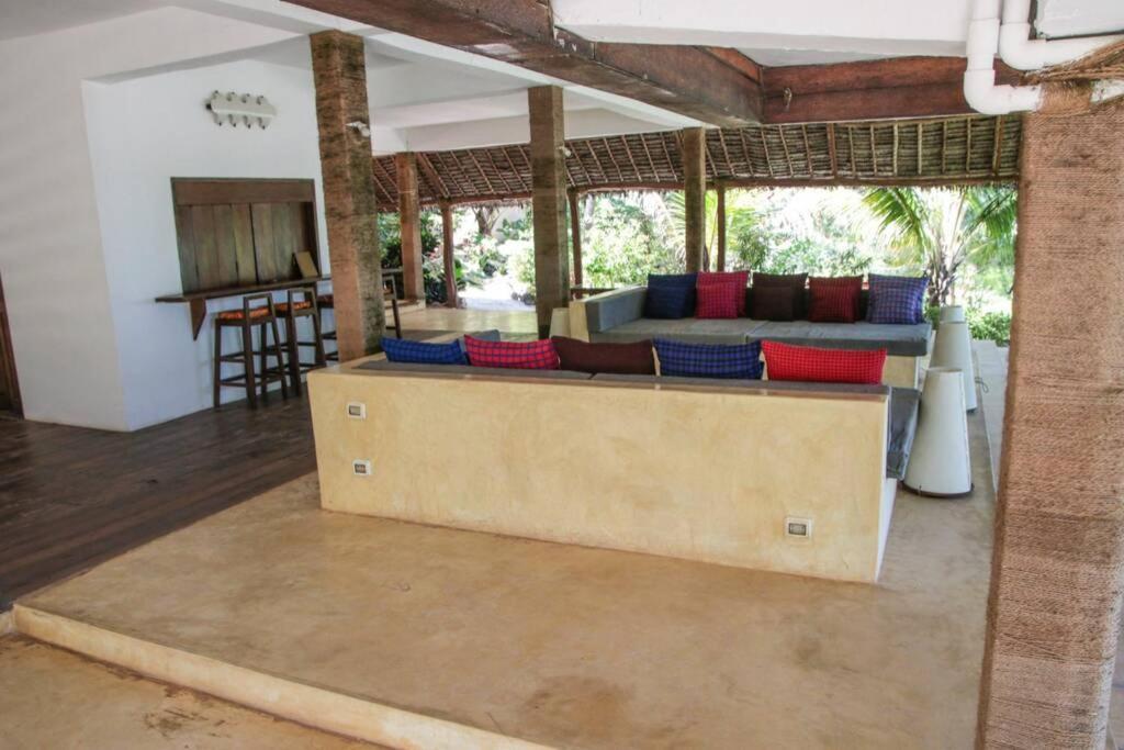 Palafitta Zanzibar * Pingwe
